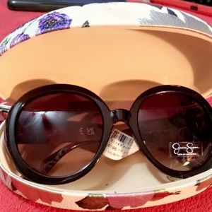 Jessica Simpson sunglasses